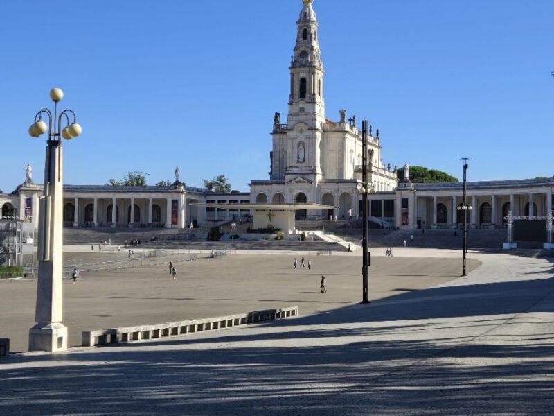 Tour Privado a Fátima, Batalha, Nazaré e Óbidos - Dia completo